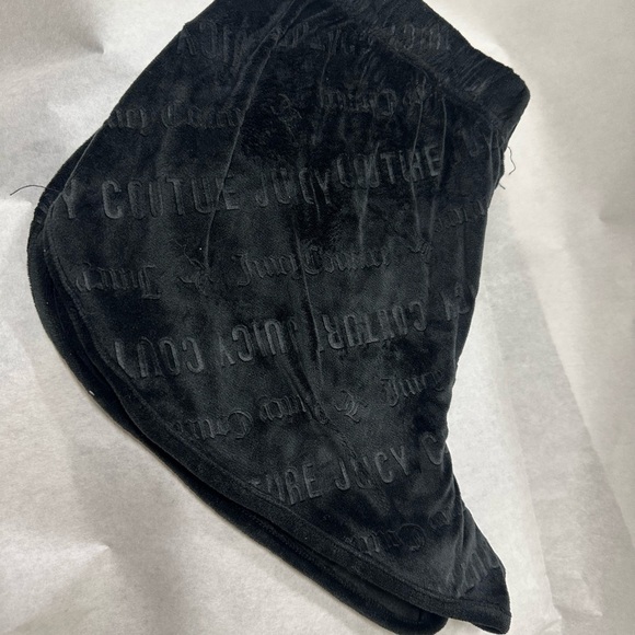 Juicy Couture Black Velour Relaxed Fit Shorts - Picture 5 of 5